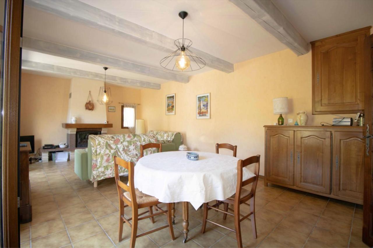 Large Spacious House In Fréjus 外观 照片