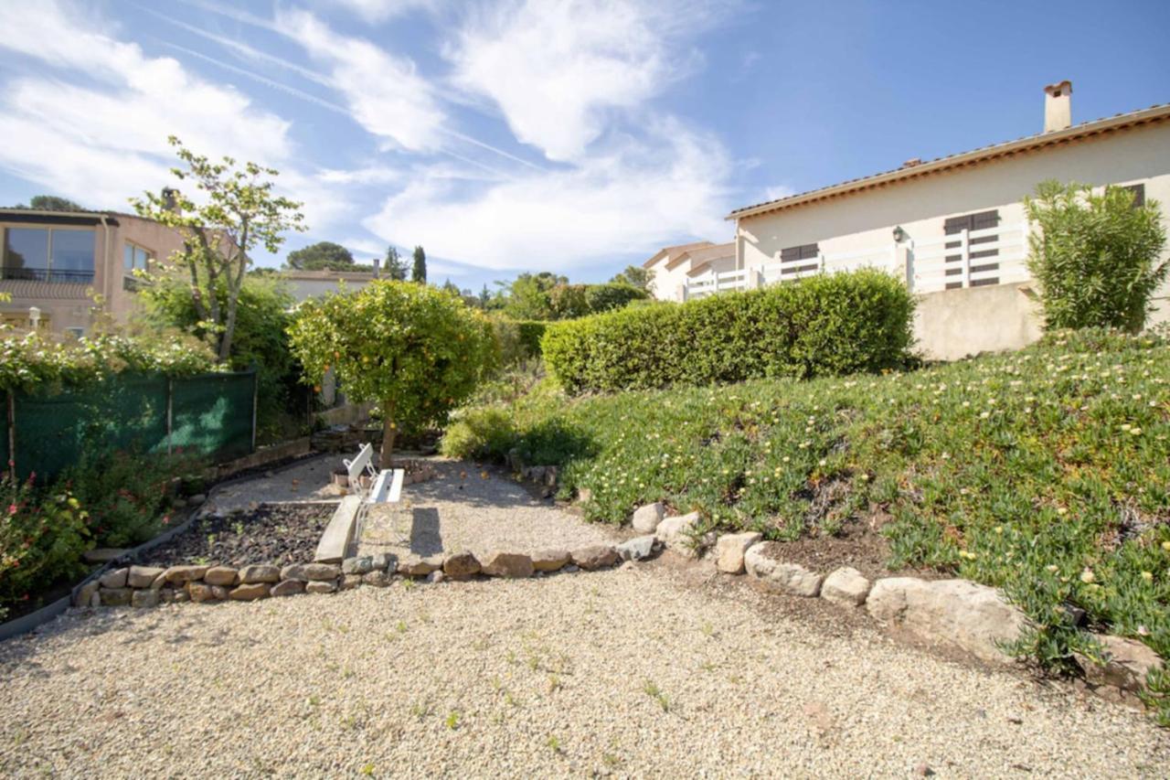 Large Spacious House In Fréjus 外观 照片